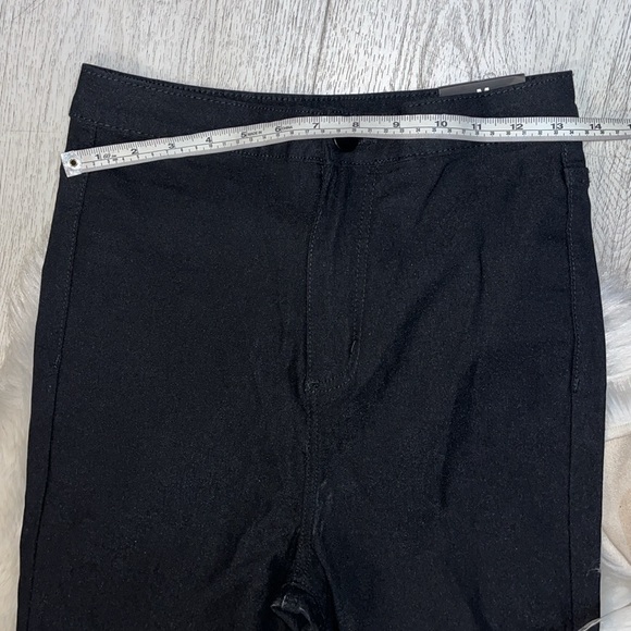 SOLD NWT FASHION NOVA High rise Black Flare Jeans Sz M - Picture 5 of 8